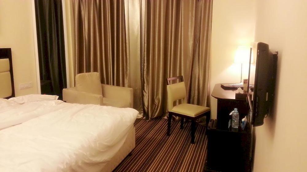 Joy Inn Gongbei Zhuhai Dış mekan fotoğraf
